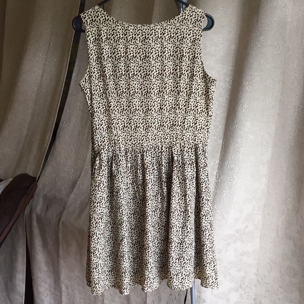 Dress - Picture 3 of 3